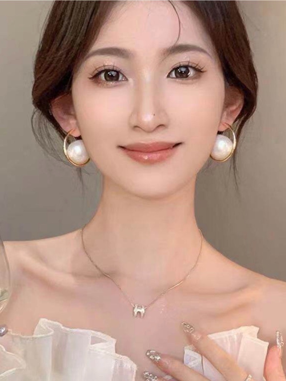 French-Style Spiral Pearl hoop earrings